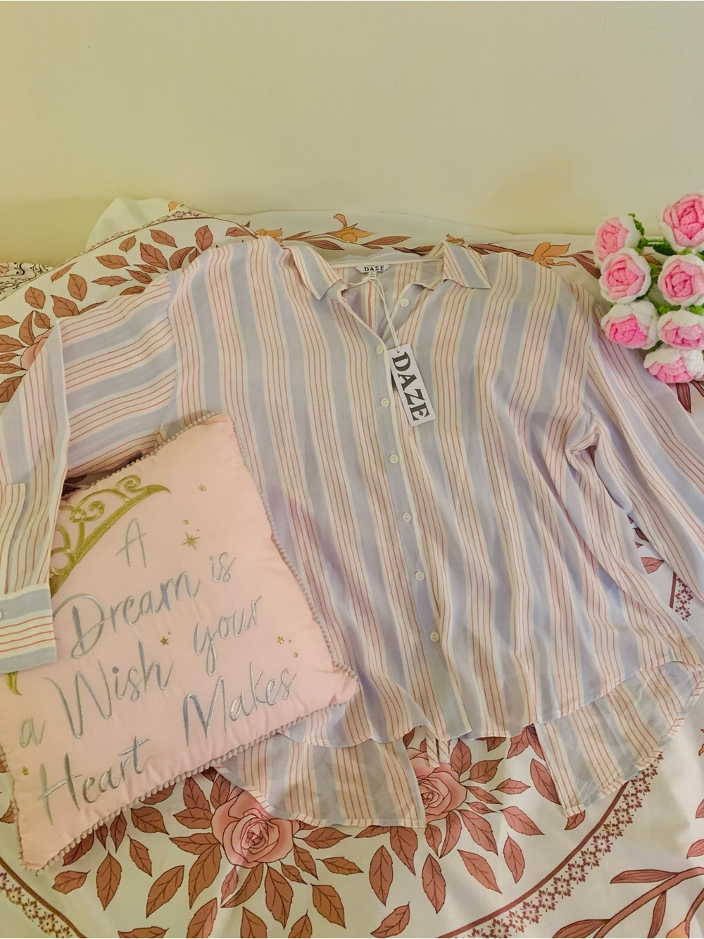 DAZE Button Down Shirt Pink Blue Cotton Candy Stripe Large Boyfriend Shirt Rayon